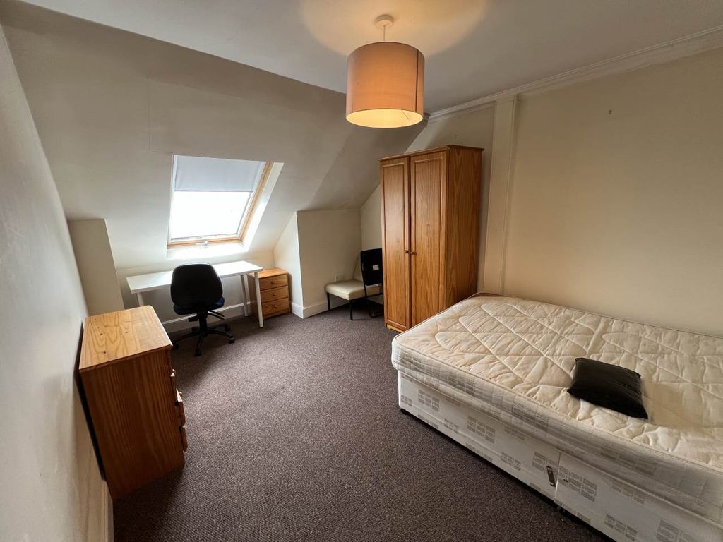 Property photo 3 of 10 Img_4255
