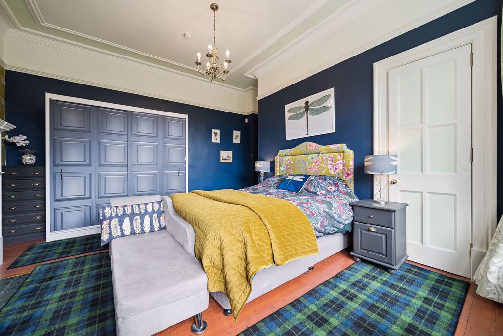 Additional image 4 of 2 bed flat for saleFlat 1 Lagarie House, Torwoodhill Road, Rhu G84