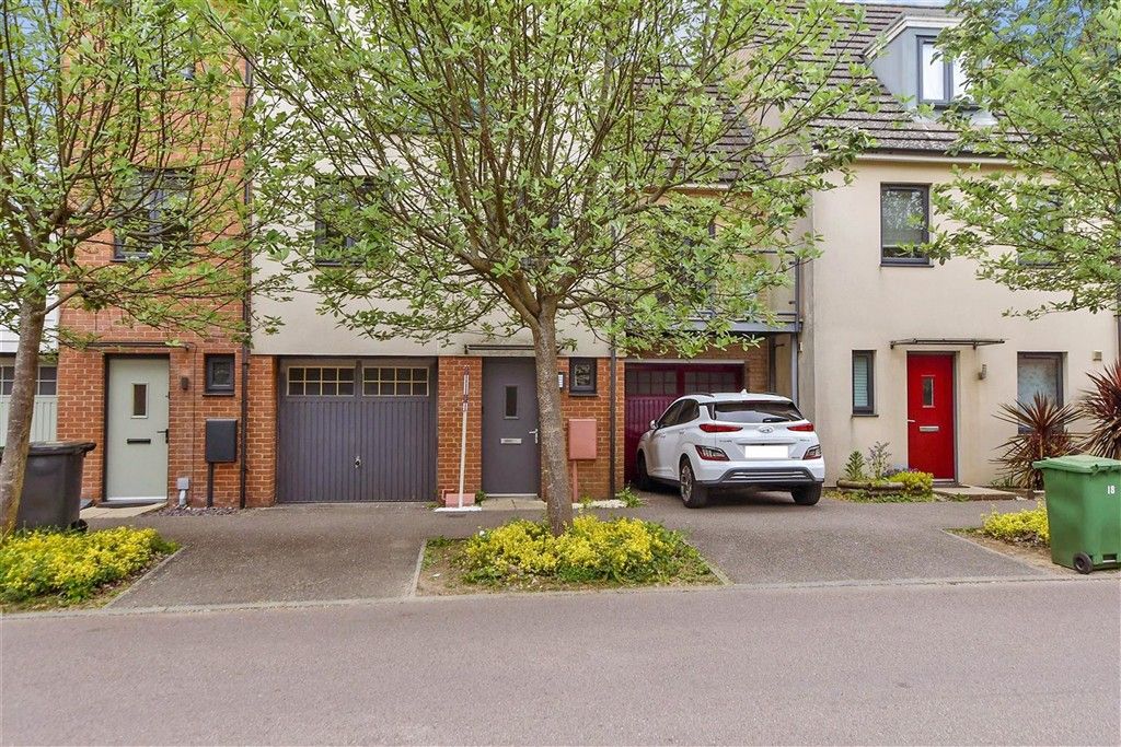 Property photo 1 of 16 Front Brochure