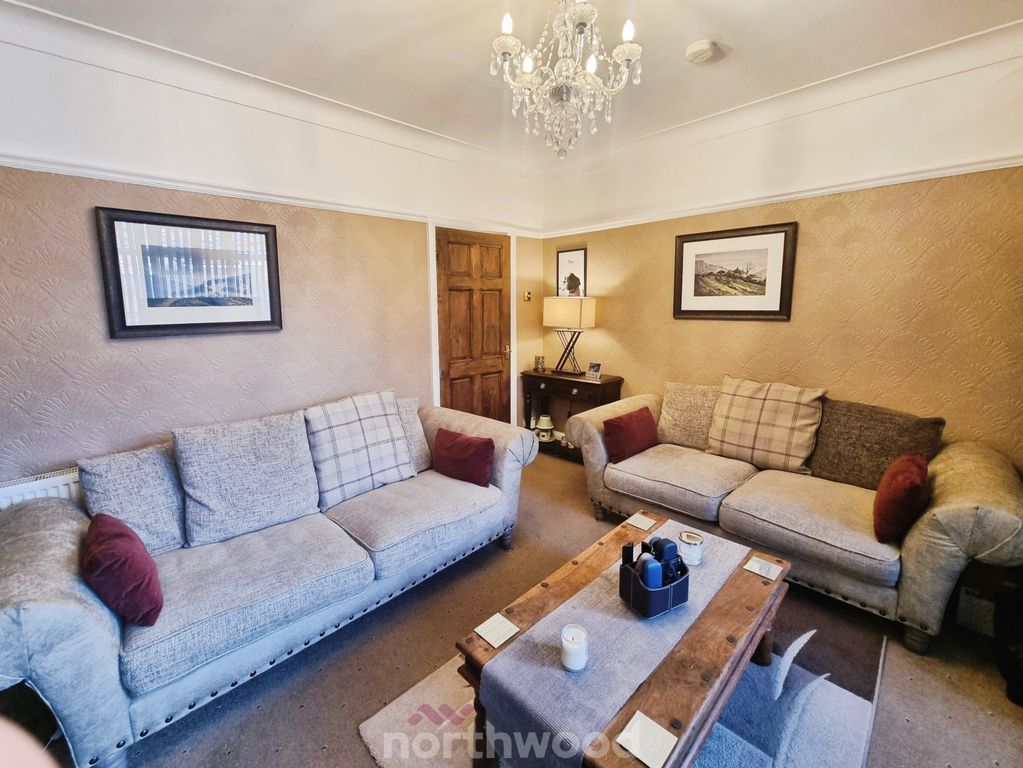 Property photo 3 of 27