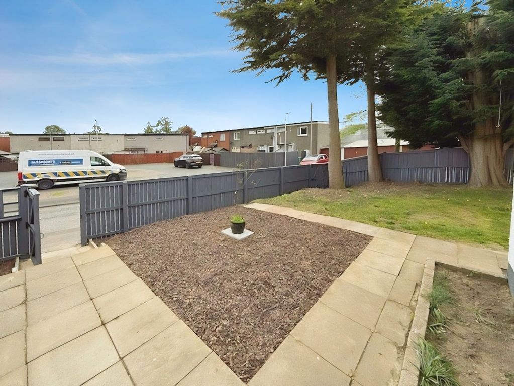 Property photo 2 of 16