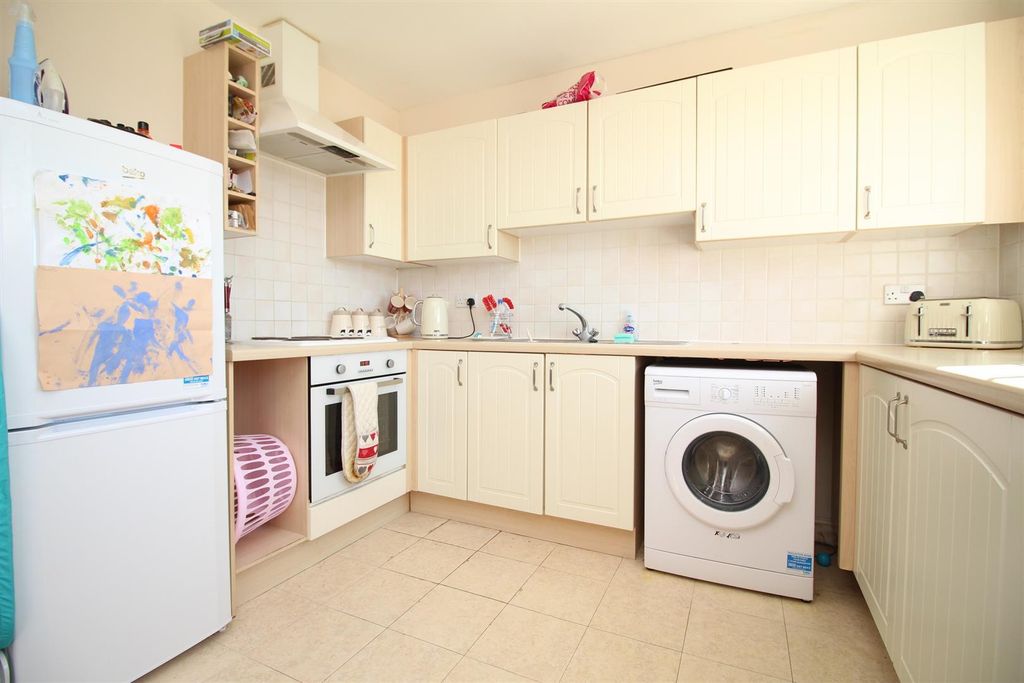 Property photo 1 of 7 74Rmd1.Jpg