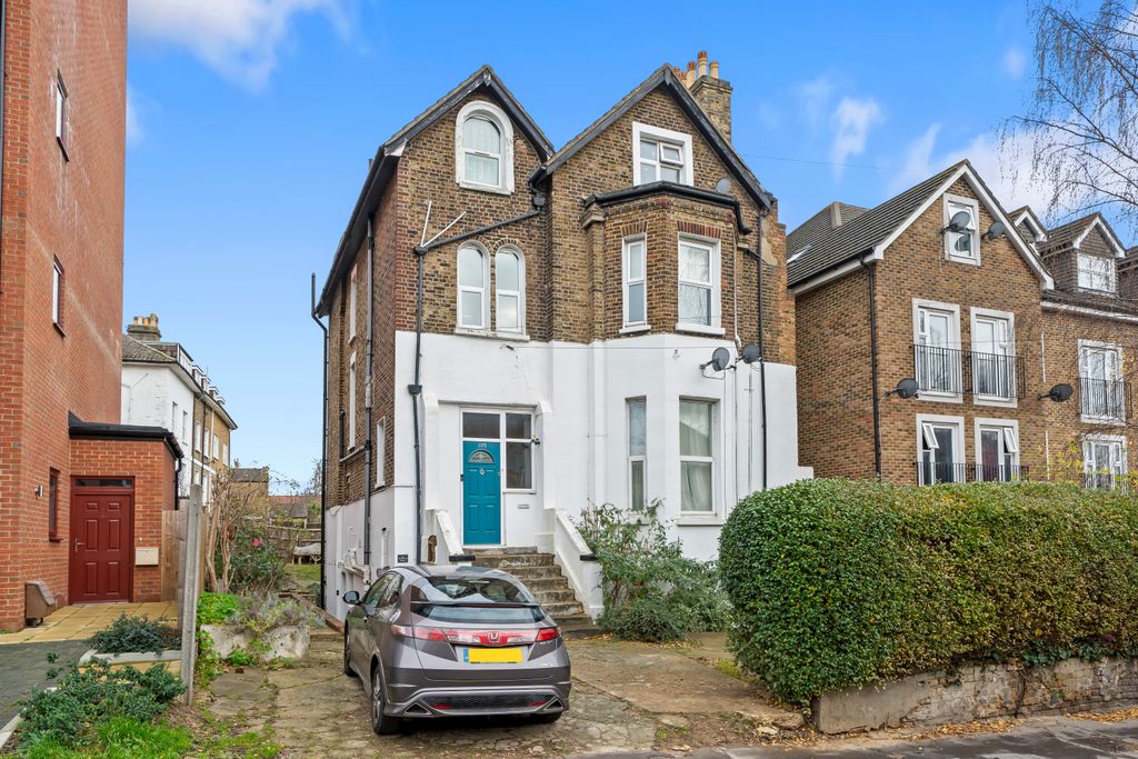 Property photo 1 of 13