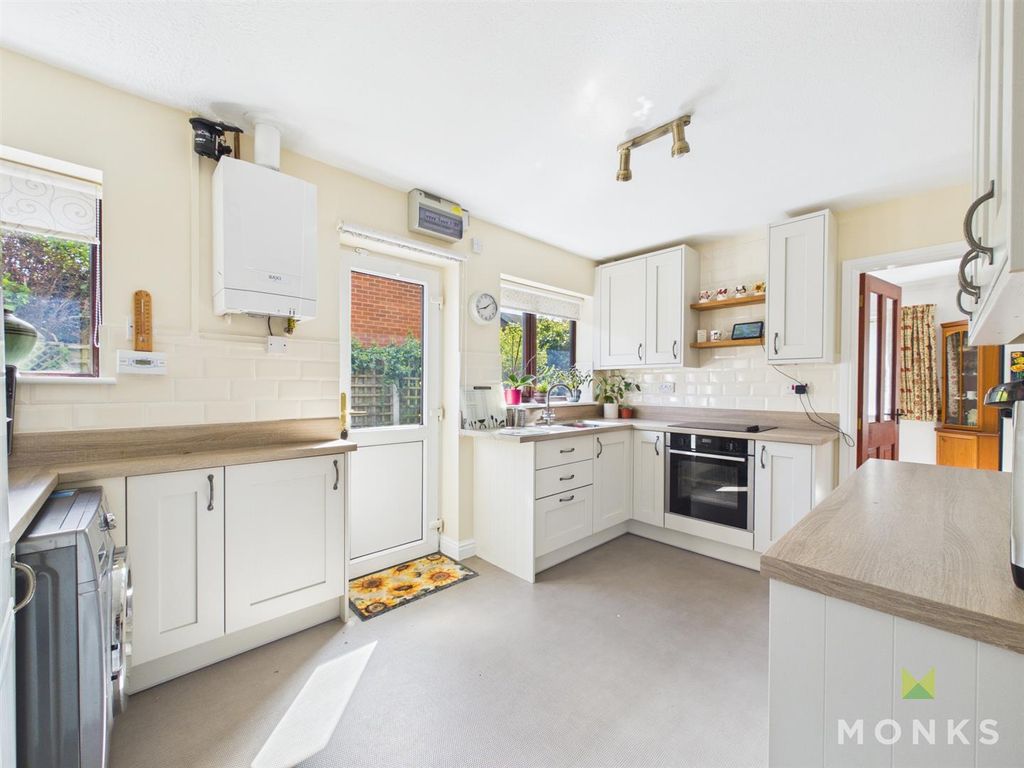 Property photo 3 of 14 0dc3Ebf78Fbb477390A95E4Af60Bde66_100_Cam01420G0-Pr