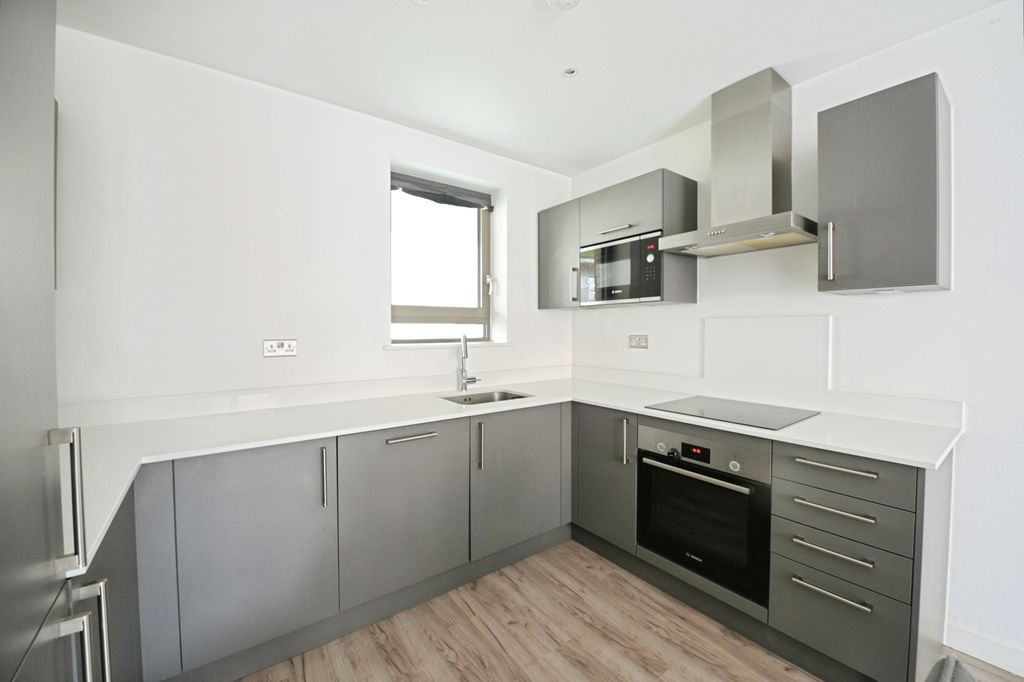 Property photo 2 of 14 Kitchen