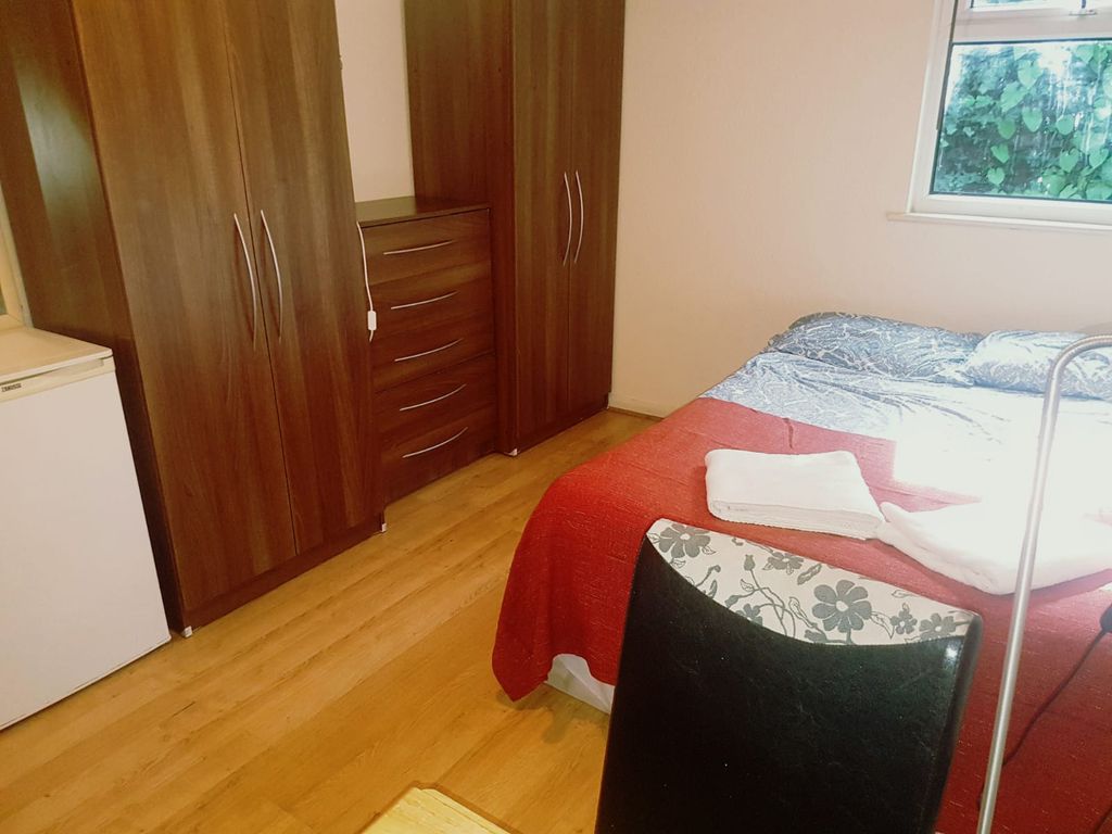 Property photo 2 of 4