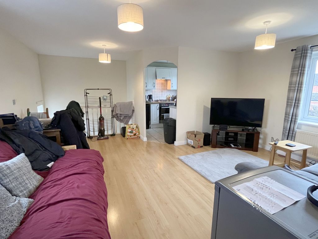Property photo 3 of 11 Gallery