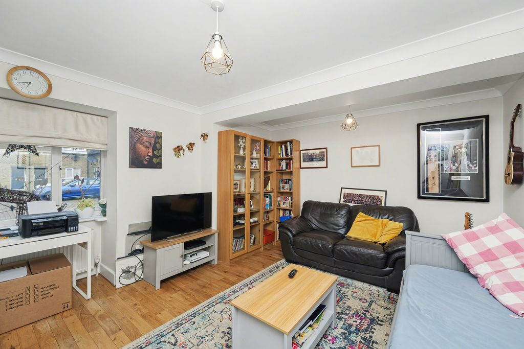 Property photo 2 of 12