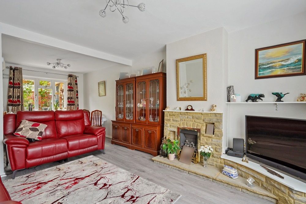Property photo 3 of 19