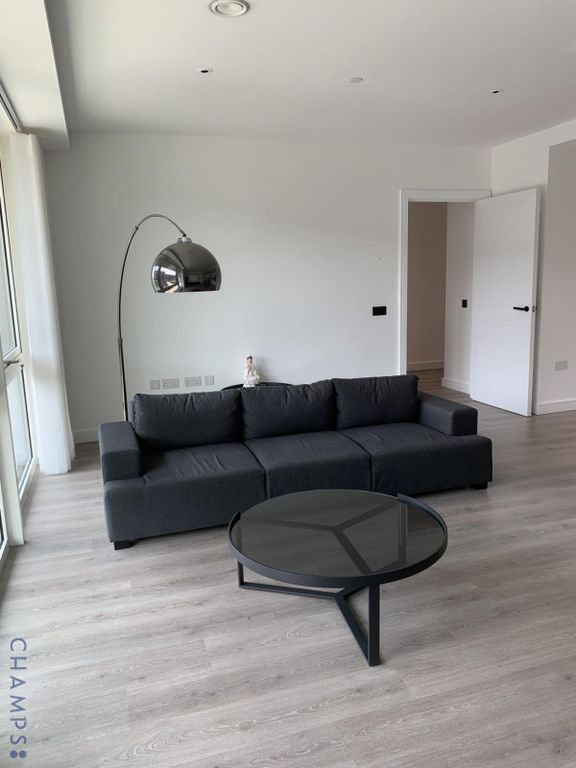 Property photo 3 of 19 Gallery