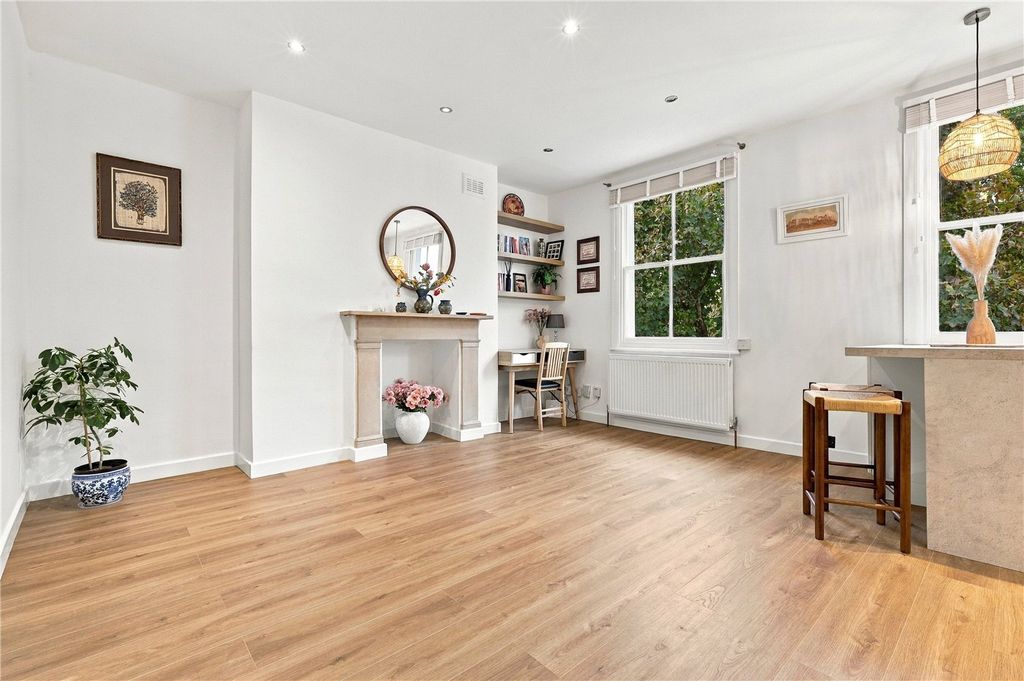 Property photo 2 of 16 Picture No. 36