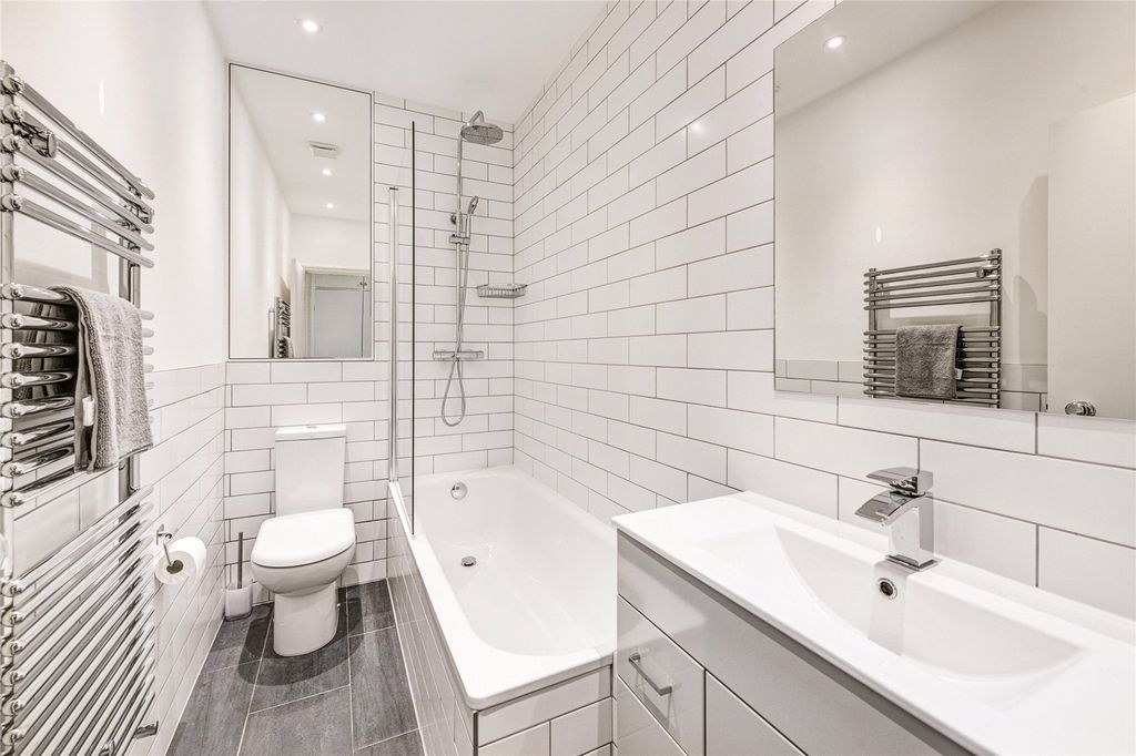 Property photo 3 of 14 Picture No. 11