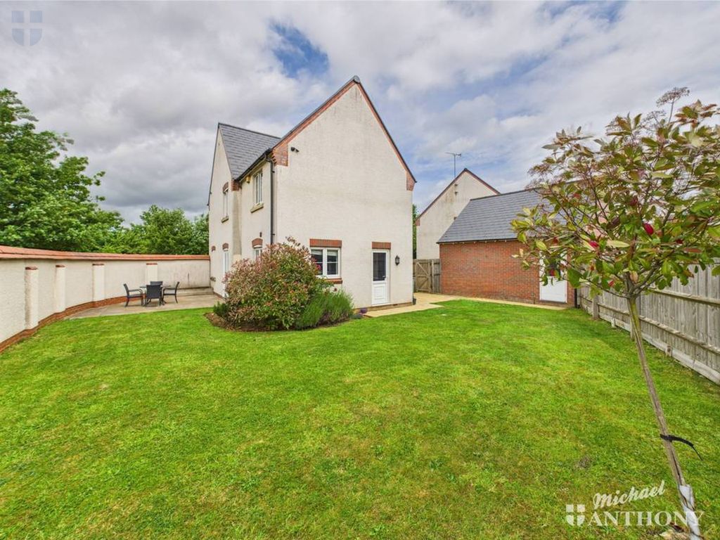 Property photo 3 of 25 Cam03852G0-Pr0296-Still009-Thumbnail-H750-70