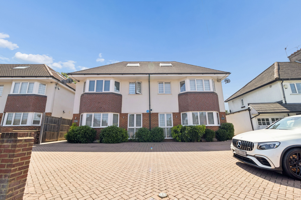 Property photo 1 of 16