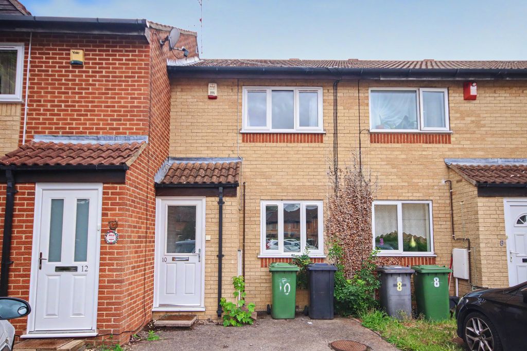Property photo 1 of 17