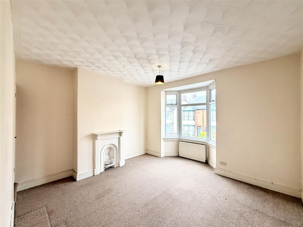Property photo 2 of 12 2