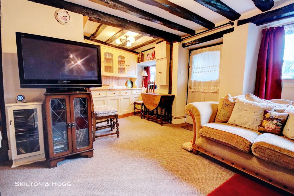 Property photo 3 of 15