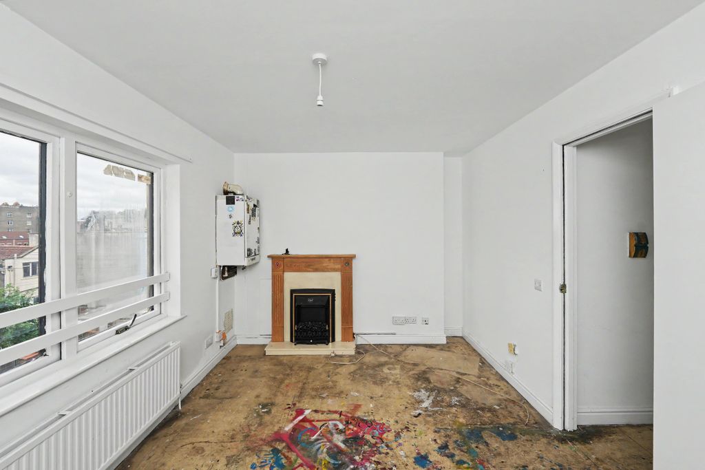 Property photo 3 of 14 Flat 3, St Andrews Mews, St. Andrews Road, Montpelier, Bristol, Bs6 5Eh