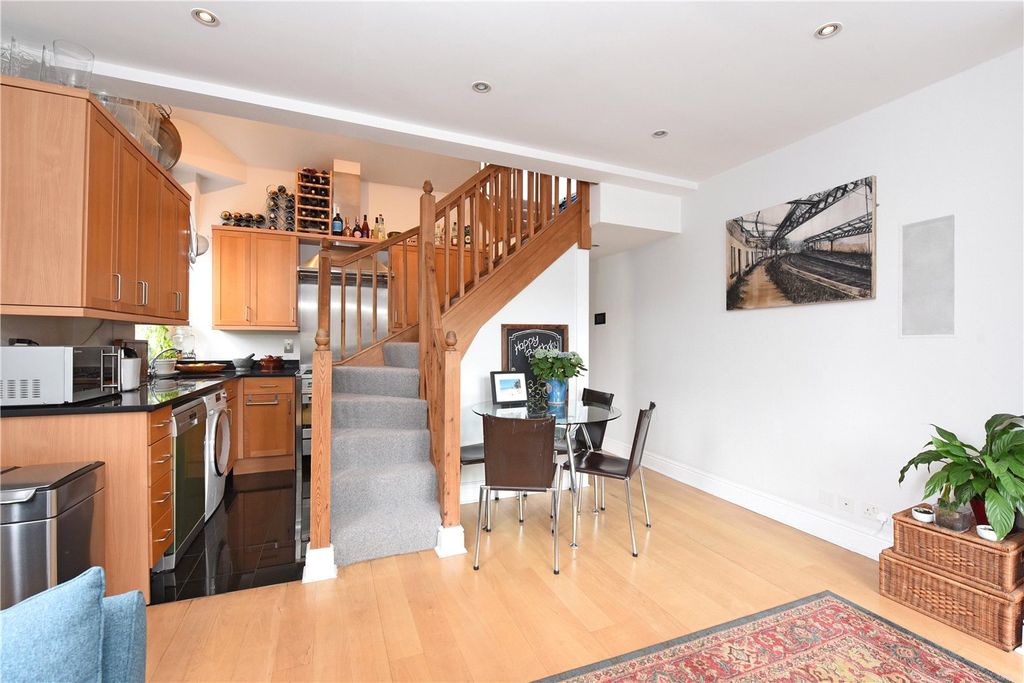 Property photo 3 of 7 Picture No. 04
