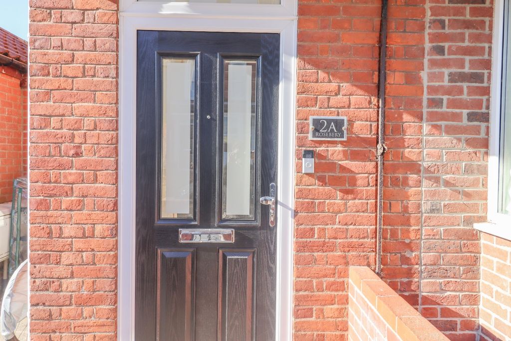 Property photo 2 of 20 5111997