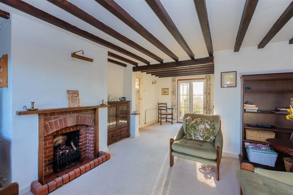 Property photo 3 of 15 2 White Cottage-25.Jpg