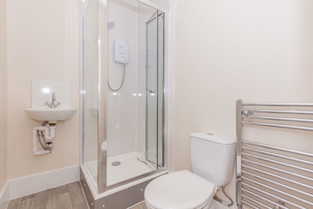 Property photo 2 of 12 144179