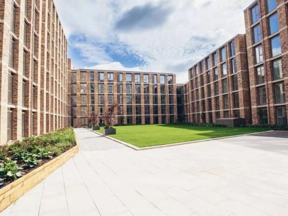 Property photo 1 of 12 Burlington Square Courtyard.Jpeg