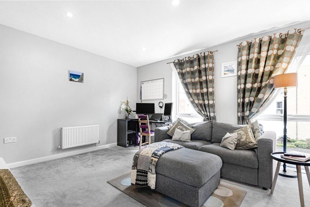 Property photo 1 of 11 Picture No. 02