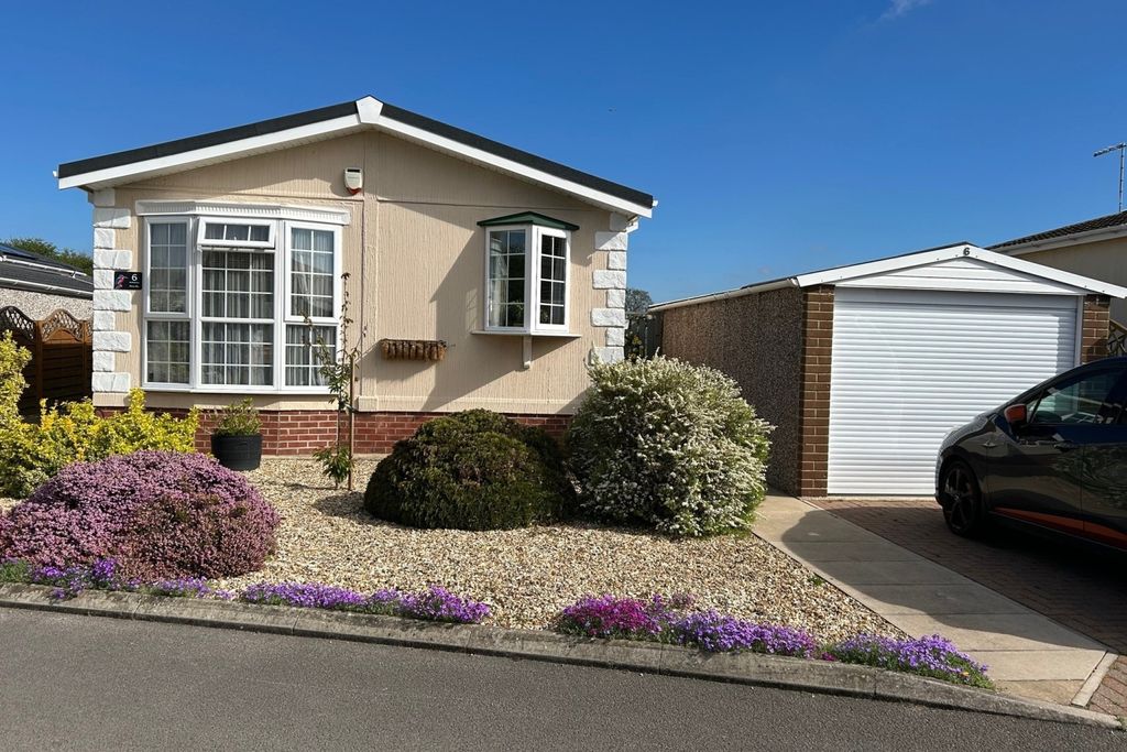 Property photo 1 of 22 1