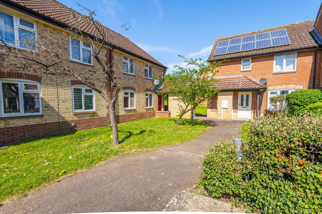 Property photo 2 of 11