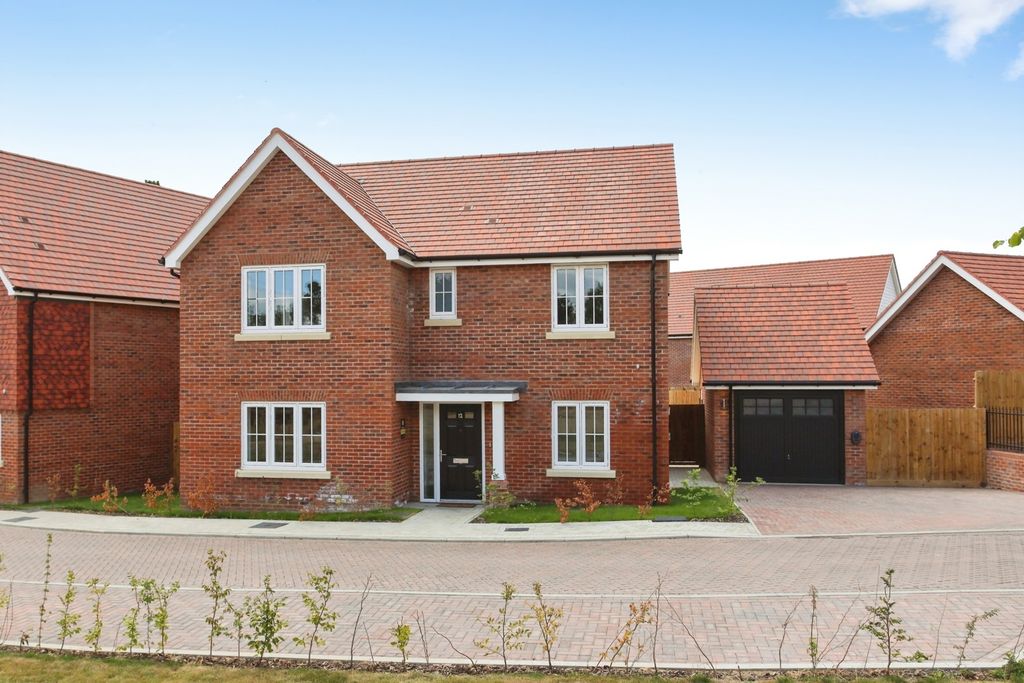 Property photo 1 of 14 Pbox-Img.Jpg