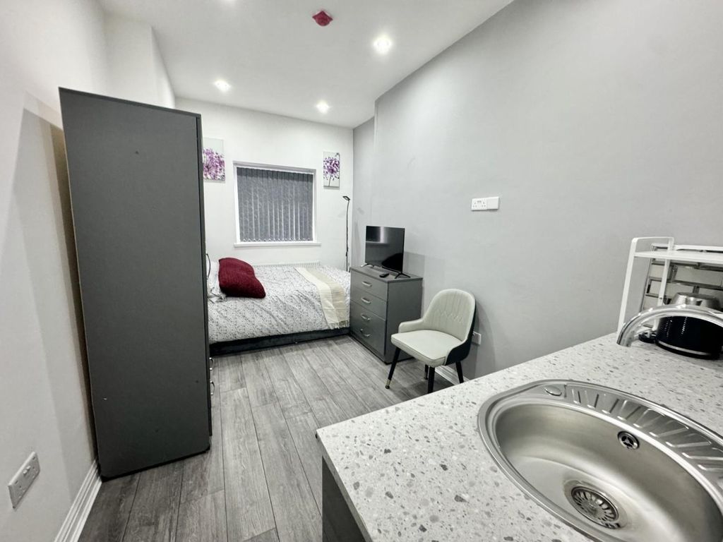 Property photo 2 of 8 1.Jpg