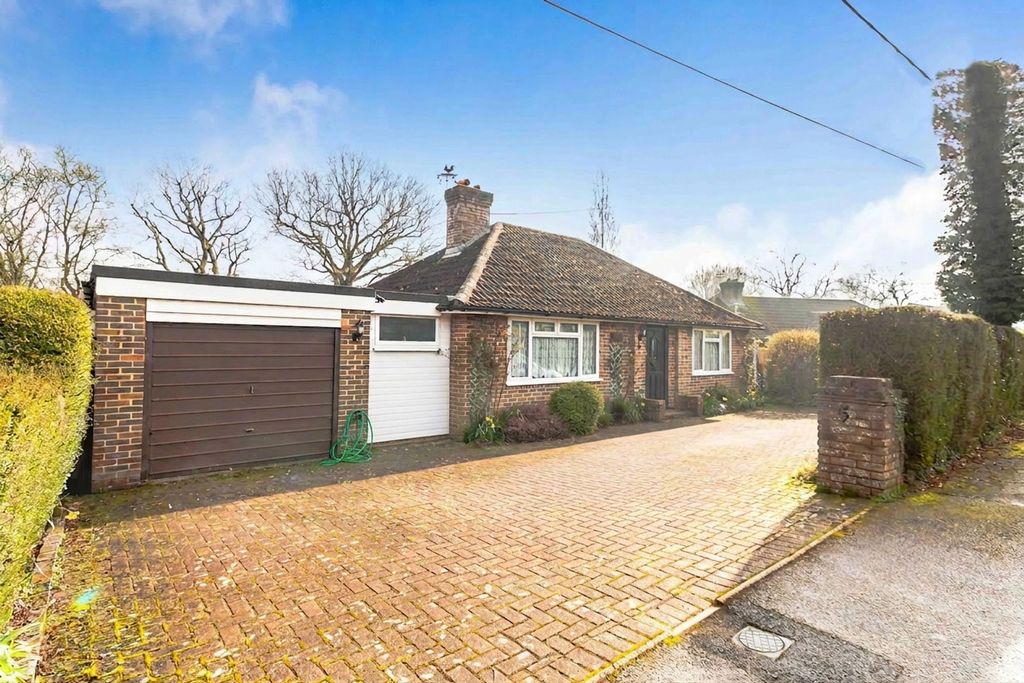 Property photo 1 of 31