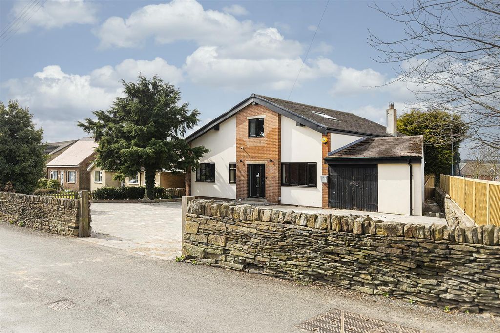 Property photo 1 of 64