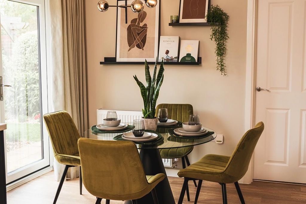 Property photo 3 of 8