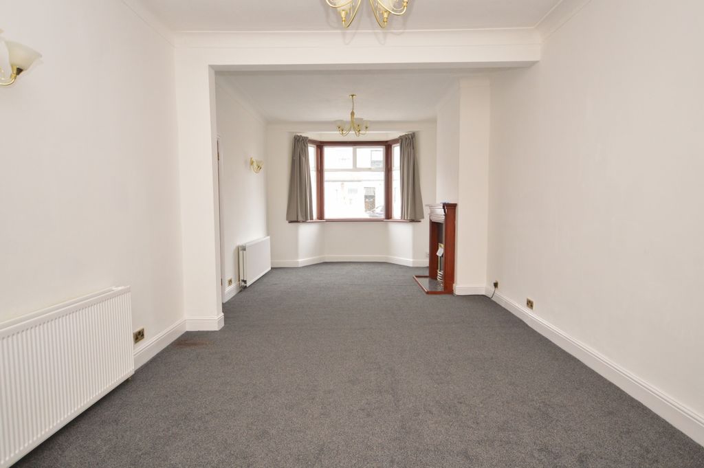 Property photo 1 of 13 3