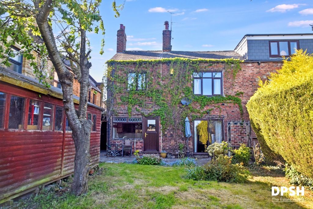 Property photo 1 of 24