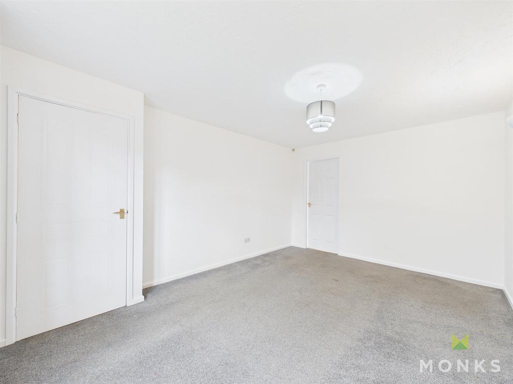 Property photo 3 of 17 Cam05160G0-Pr0042-Still009.Jpg