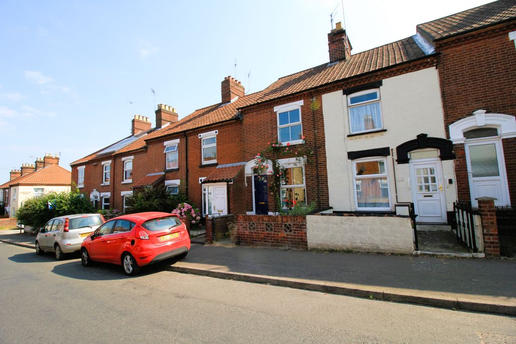 Property photo 1 of 6
