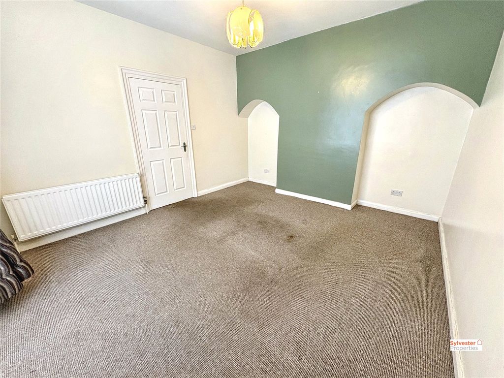 Property photo 2 of 24 Picture No. 13