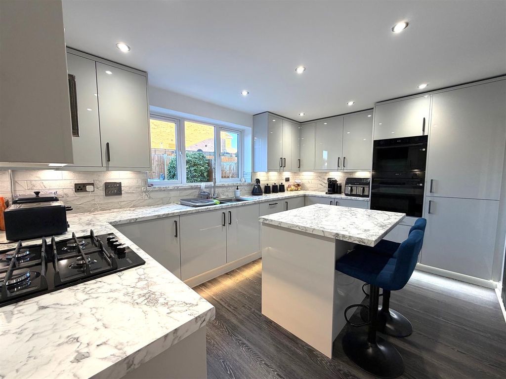 Property photo 2 of 28 F1.Jpeg