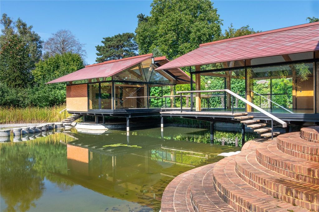 Property photo 2 of 34 Picture No. 74