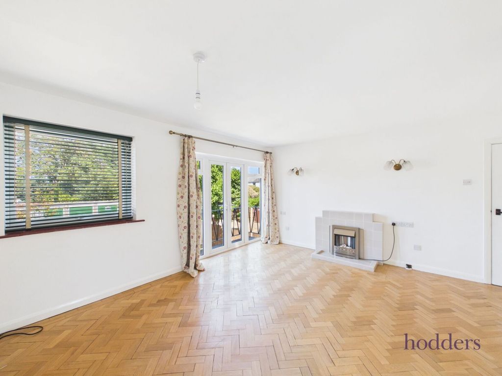 Property photo 2 of 13 Picture No. 08
