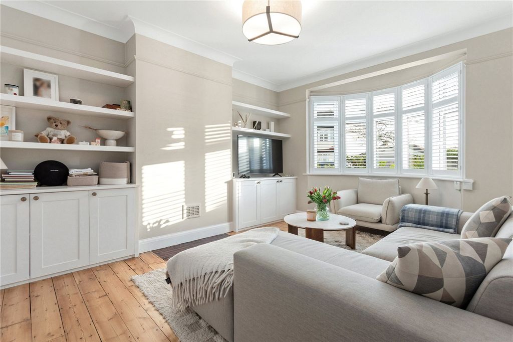 Property photo 1 of 9 Picture No. 10