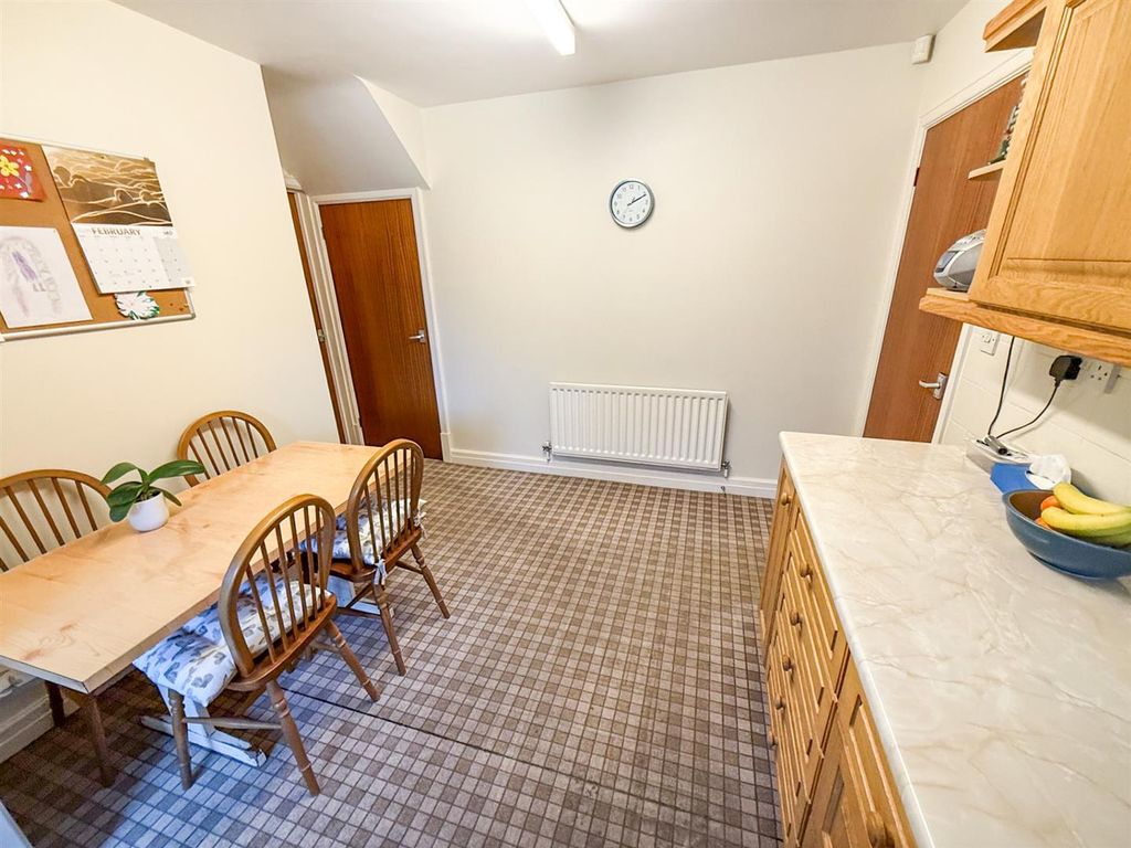 Property photo 3 of 20 Kitchen Additional Photograph