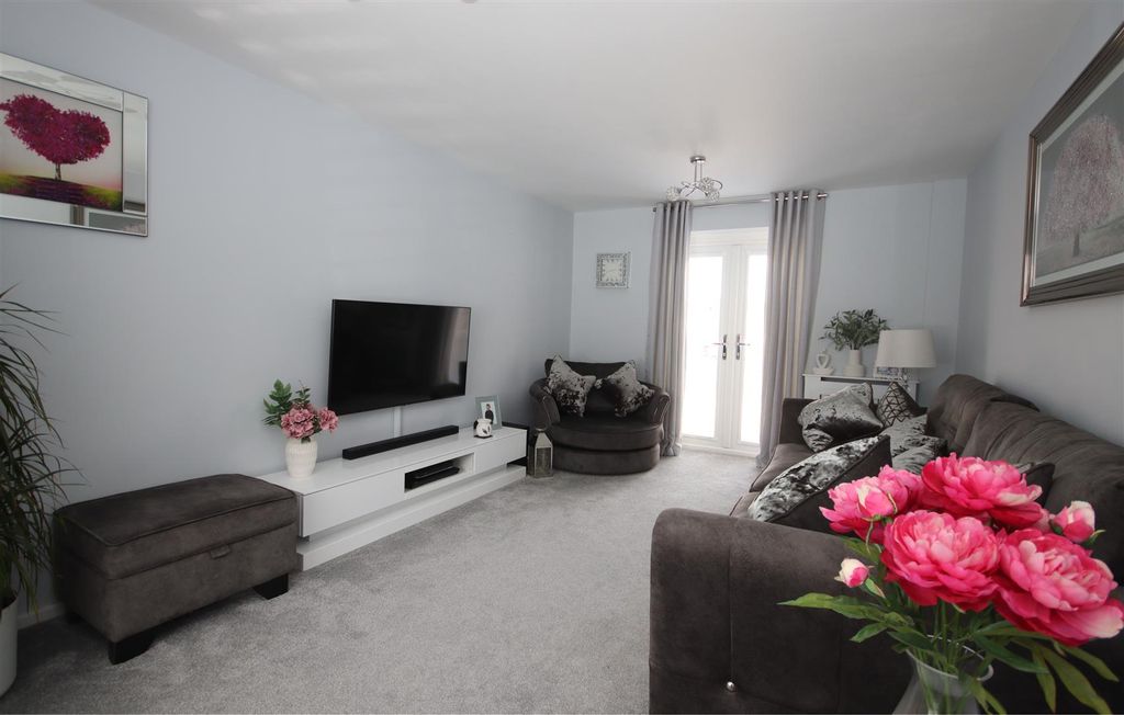 Property photo 3 of 15 Img_4415.Jpg