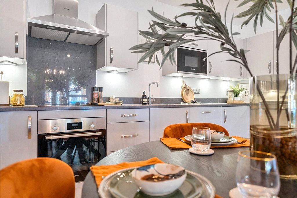 Property photo 3 of 12 Picture No. 13