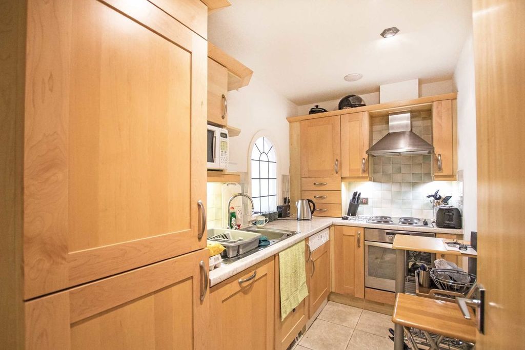 Property photo 3 of 4