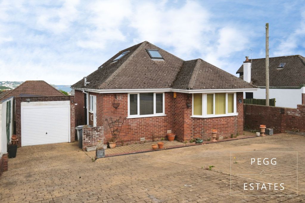 Property photo 1 of 27