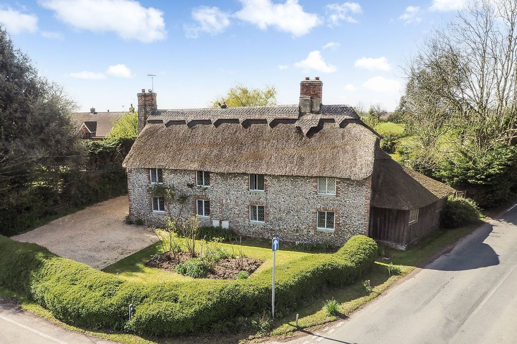 Property photo 1 of 29 Front